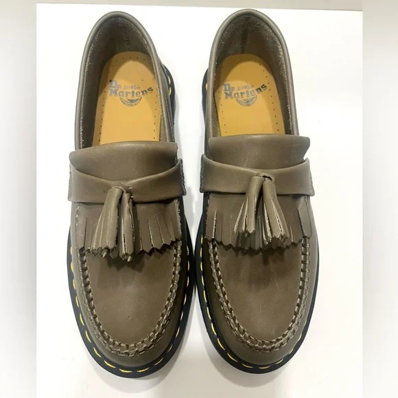 Dr. Martens Men’s Adrian YS Leather Tassel Loafer in Olive Green New - Picture 2 of 16